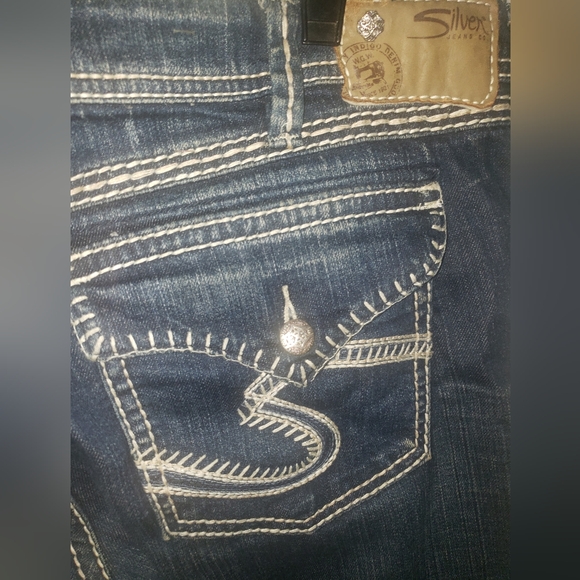 Size 33 x 32 Women's Silver Jeans Berkley Flap - Picture 3 of 8